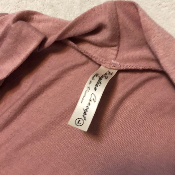 Pink and lace tank top - Picture 3 of 3